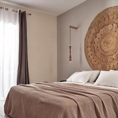Casa Del Mar Bed & Breakfast Лаганас Екстериор снимка