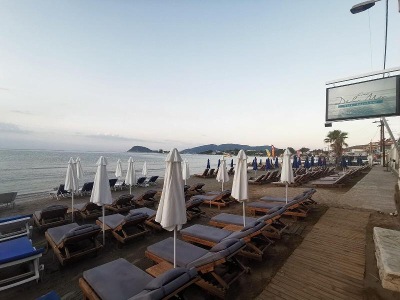 Casa Del Mar Bed & Breakfast Лаганас Екстериор снимка