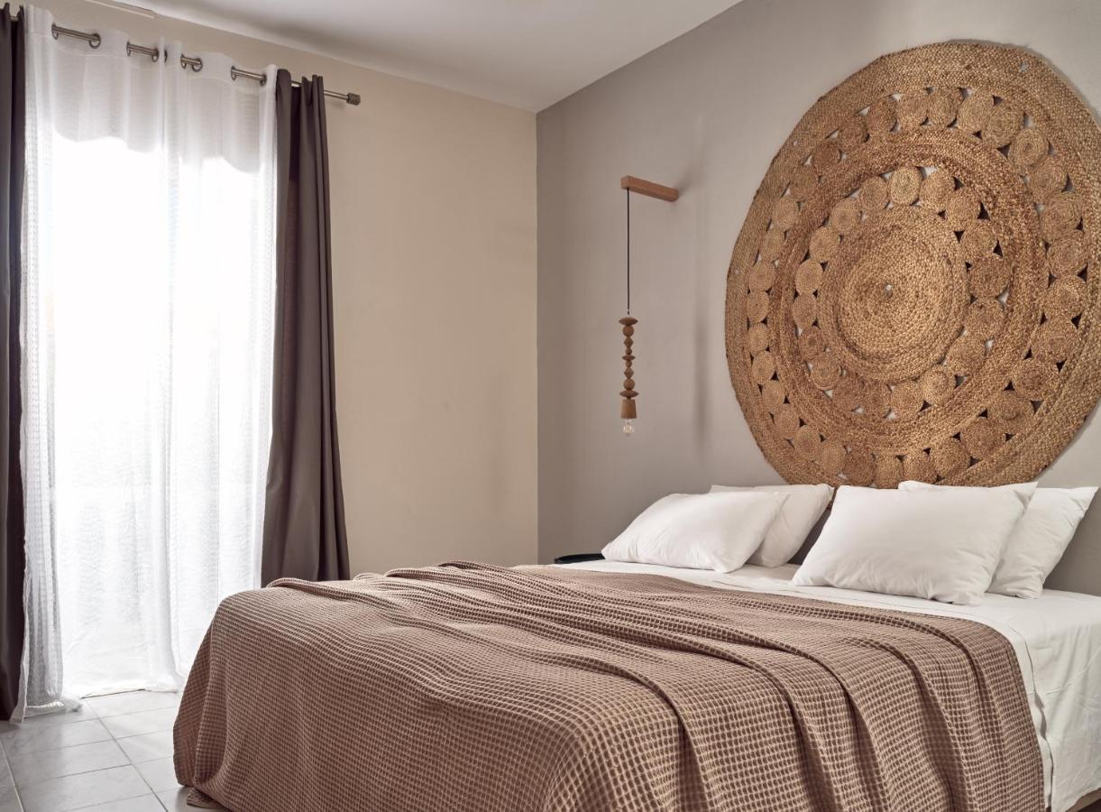 Casa Del Mar Bed & Breakfast Лаганас Екстериор снимка